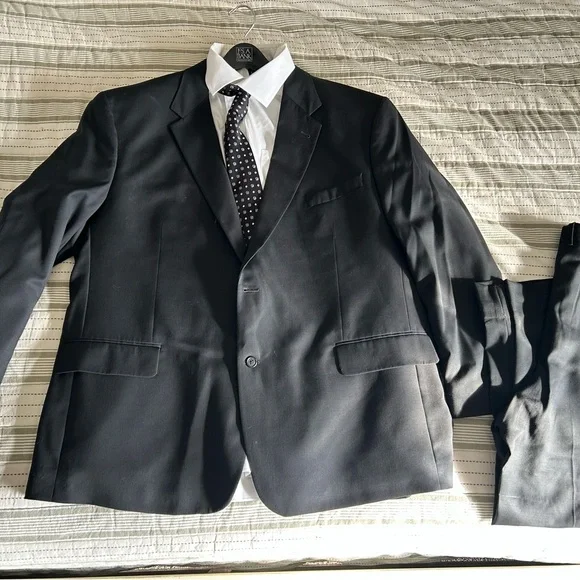 Classic Black Men's Suit